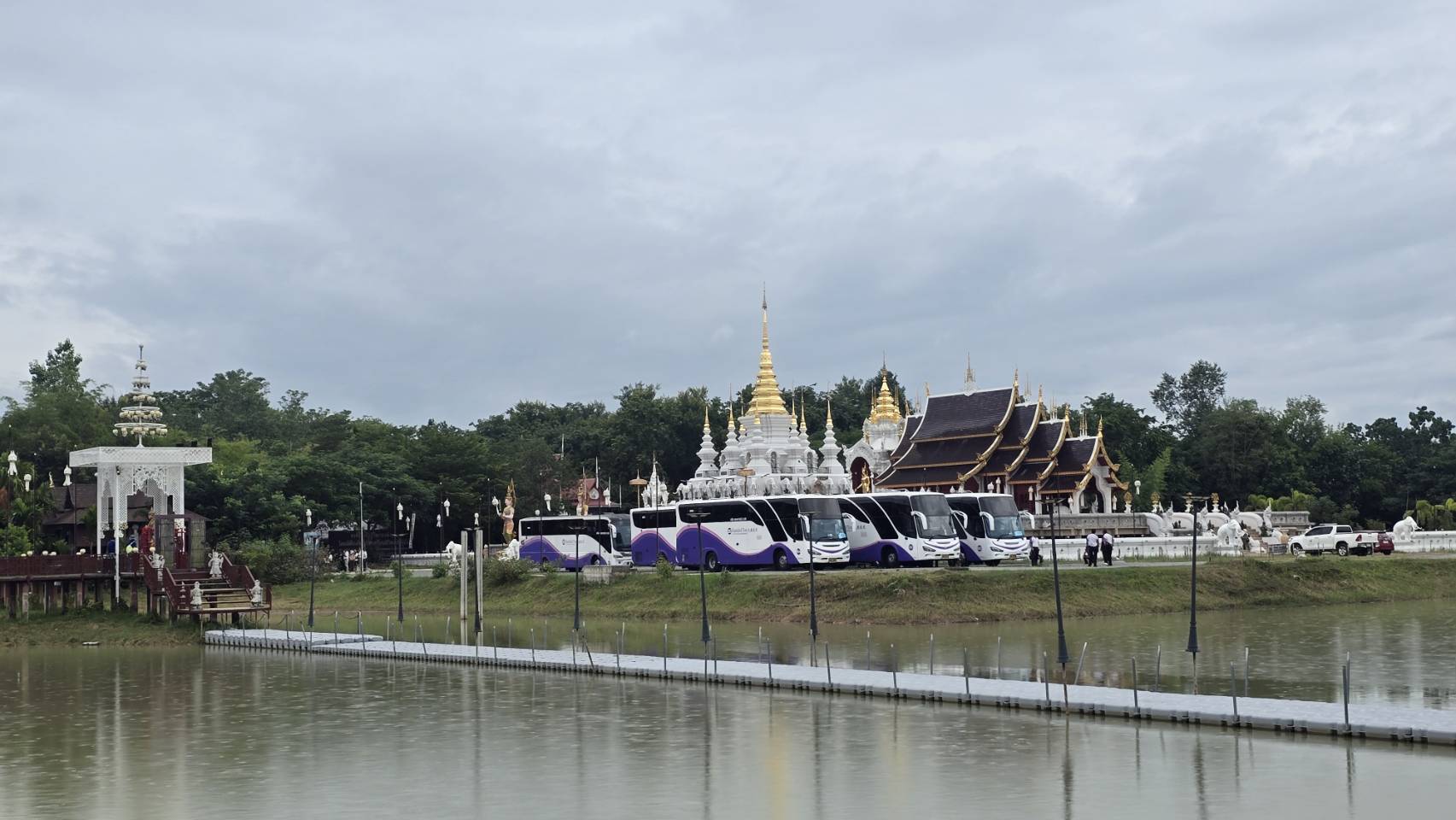 รีวิวกิจกรรมทัศนาจรผู้สูงอายุ เทศบาล เดินทางเที่ยววัดดัง อำเภอป่าซาง จังหวัดลำพูน